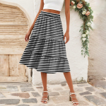 Naiste vabaaja k&otilde;rge v&ouml;&ouml;kohaga A-l&otilde;ikeline seelik t&auml;piline triibuline tr&uuml;kitud seelik taskutega S must