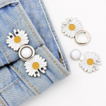 1 tk. pingutage v&ouml;&ouml;koha nupp naiste seelikup&uuml;kste jaoks, reguleeritav v&ouml;&ouml;koha klamber metallist tihvt