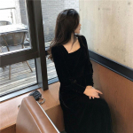 Ruudukujulise kaelusega Interneti-kuulsuse keskmise pikkusega pikkade varrukatega sametkleit naistele s&uuml;giseks ja talveks Korea stiilis uus slim-fit ja salendav disain 2XL
