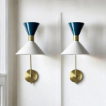 Kaasaegne Itaalia Messingist Seinavalgusti Stiilne Kahe Varda Disain Elegantsete Interj&ouml;&ouml;ride jaoks &Scaron;ikk Roheline &Otilde;ppetoa Seinavalgusti Sofistikeeritud Ruumide jaoks