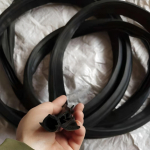 Universaalsed autokasti ja tagaluugi tihendiribad, t&auml;ieliku mudeli tagaluugi kummiribad Car Sealing Strip white