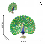 Realistlik talulinnukasvatuse tahke simulatsioon paabulinnu kujukeste tegevuskujude mudel 12*4.5*10.5cm roheline