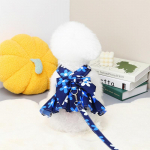 Lemmiklooma lilleline jalutusrihmaga p&auml;evalillemustriline kleit Suure kaarega v&otilde;lukleebised Kutsika riided Suvised lemmikloomade komplektid S