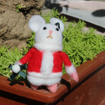 J&otilde;uluhiire ornament Halloweeni hiir k&otilde;rvitsaga K&auml;sitsi valmistatud villasest vildist hiirekujuke Kingitused armsad hiirevillast vildist kujukesed k&otilde;rvitsakollane