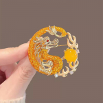 Isikup&auml;rastatud Golden Dragon Play Pearl Dragon Pross Tipptasemel naiste elupross Pin Dragon Zodiac &uuml;likonna aksessuaarid