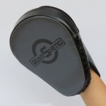 Kumerad poksikindad Poksipadjad K&auml;sim&auml;rk Poksipadjad Kindad Treening Fookuspadjad Kickboxing Muay Thai v&otilde;itluskunst