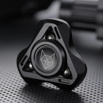 K&auml;evurr Fidget M&auml;nguasi Metallist S&otilde;rmeotsa G&uuml;roskoop EDC Stressi Leevendamine Ideaalne Kingitus Loojatele Tegijatele M&otilde;tlejatele Antistress must