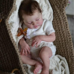 19-tolline pehme riidest kehaga simulatsiooniga taass&uuml;ndinud nukk Laura realistlik magav taass&uuml;ndinud nukk k&auml;sitsi 3D-maalitud nahaga vasts&uuml;ndinud nukk lastele s&uuml;nnip&auml;eva j&otilde;ulukingitused cloth body