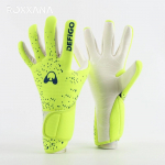 ROXXANA Kvaliteetsed v&auml;ravakindad on libisemiskindlad, vastupidavad, hingavad ja sobivad t&auml;iskasvanute ja noorte jalgpallim&auml;ngudeks. 10