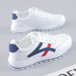 Forrest Gump Kingad Korea versioon K&otilde;ikidele riietele sobivad spordivabaaja jalan&otilde;ud Pehme tald Pehme pealispind Valged kingad 41 roheline