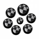 7 tk Eesmise kapoti embleem Auto 50. aastap&auml;eva logo 82 mm + Tagumine embleem 74 mm + Rattakate 68 mm Dekoratiivne kate Stiil BMW M jaoks