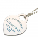 Kasutatud TIFFANY&Co. Kaelakee Tagasi s&uuml;damega sildiga H&otilde;be925 3,5g H&otilde;be TIFFANY & Co. Sinine taldrik