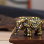 Messingist Fortune Elephant Miniatuursed kujukeste vitriinvormid, kaunistused kodukaunistuseks