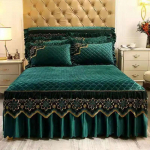 Euroopa luksuslik tepitud voodiseelik Talvine soe paksenenud sametine voodikate Kuninglik hea k&auml;etunnetusega Voodiseelik ei sisalda padjap&uuml;&uuml;ri Only 2pcs Pillowcase