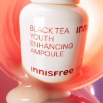 Innisfree Black Tea noorust suurendav ampull 30ml