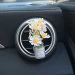 Mini auto &otilde;hu v&auml;ljalaskeava kaunistused Babysbreath jasmiini vaas klaasist mikromaastiku sisekonsool White Daisy