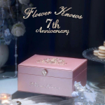 Flower Knows kosmeetika hoiukarp Limited Edition Maasikas Rococo Lilla Ehtekarp T&uuml;hjad karbid black