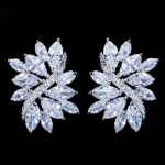 WWJ Super Sparkling AAA Cubic Zirconia Leaf kaelakee k&otilde;rvar&otilde;ngad ehtekomplekt valge kulla v&auml;rv