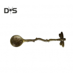 Pinnakattega teelusikas Mugav k&auml;epide Peen, tugeva ehitusega teelusikas antiikne pronksiv&auml;rv