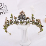 Kuningliku kuninganna pruudikroonp&auml;rlid Lilledega peapael Tiaras Pruudi peakate S&uuml;nnip&auml;evapidu Pulmad Juuksed Ehted Pea aksessuaarid