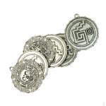 6 t&uuml;kki Tiibeti medaljoni kolju v&otilde;lu kaelakee ripats