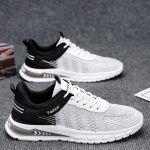 2023. aasta suvi, uued hingavad &otilde;hukesest v&otilde;rgust spordijalatsid vabaaja jooksmiseks, pehme tald, k&otilde;rgendatud mitmek&uuml;lgsed v&auml;ikesed valged moekingad 39