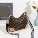 Disainer Fashion Klassikaline tr&uuml;kkimine Kvaliteetne pehmest PU-nahast Naiste Ristkehaga kotid Naistele Luksuslikud &otilde;lakotid 25x8x19cm khaki