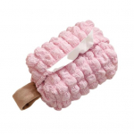 Suurep&auml;rane paberihoidja v&otilde;remustriga riide s&auml;ilitamine roosa