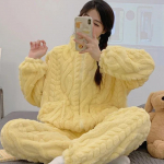 Vabaaja Soe Korallfliisist Pidžaama Paks Žakaarmustriline Flanell Naiste Talvine K&otilde;rge Kaelusega Magamisriided P&uuml;kskost&uuml;&uuml;mid Koduriietus Loungewear L
