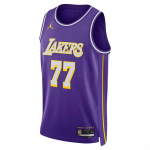 Nike Dri-Fit Luka Doncic NBA Los Angeles Lakers 2025/26 Statement Edition 77 Mugav pehme korvpallis&auml;rk Meeste s&auml;rk HM4877-506 XL