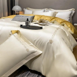 4 tk/komplekt kerge luksuslik j&auml;&auml;siidist neljaosaline siidist tekikott suvise voodipesu &uuml;hiselamu kvaliteetsed mugavad voodikatted Queen 4 pcs kreemikas