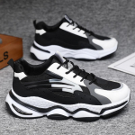 Uued meeste jalan&otilde;ud, v&otilde;rkpind, hingav sport, vabaaja lendav kangas, n&ouml;&ouml;riga &otilde;pilaste jooksujalatsid, suured meestejalatsid 39 must