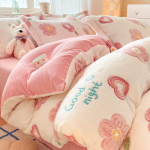 Soe lumehelbe fliis neljaosaline komplekt, kahepoolne fliis paksendatud piima fliis voodilina kolmeosaline komplekt 1.5m bed