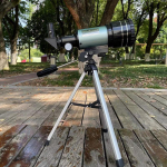 F30070M HD astronoomiline teleskoop: Suure v&otilde;imsusega, &uuml;he toruga, kaheotstarbeline lastele ja algtaseme staaride vaatamiseks. F30070M h&otilde;be