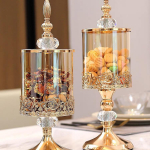 Elegantne kristallklaasist hoiupurk kaanega - Euroopa ja Ameerika stiilis elutoa sisustuse jaoks Small Rose Lace kuld