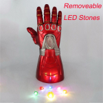 Raudmehe LED-kindad eemaldatavate kividega &uuml;lima cosplay-kogemuse jaoks