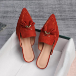 Kevadised uued naiste sussid teravate servadega, &otilde;ues Muller mood narmastega disainiga kontori vabaajajalatsid, suured 36 burgundiapunane