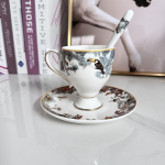 Euroopa keraamiline kohvitassi alustass lusikakomplektiga K&otilde;rgekvaliteediline peen loominguline kolmeosaline moodsa stiiliga lihtne peotee tass