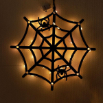 Halloweeni uksekaunistus