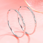 Moodsad prantsuse stiilis elegantsed n&auml;gu salendavad suured k&otilde;rvar&otilde;ngad 3cm valge