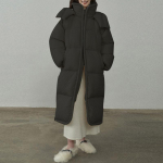 Sulejope Tuulekindel naiste pikk talvine soe kapuutsiga jope valge pardisulega One Size must