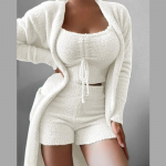 3-osalised soliidsed magamisriided, naiste s&uuml;gisene sametpitsilised p&uuml;ksid, kost&uuml;&uuml;mid, kardiganid, mantel, mood, mugavad pidžaamad, l&uuml;hikeste p&uuml;kste komplektid S valge