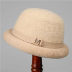 Naiste kalamehem&uuml;ts - Hubane kootud talvine &auml;mbrim&uuml;ts k&otilde;rvakaitsmetega, kerge ja soe, ideaalne v&auml;litegevusteks, k&auml;sitsi pestav one size