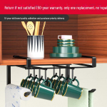 Puntsivaba seinakapp konksude ja riputuskorviga