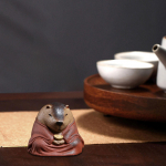 Capybara Figurine for Tea Ceremony Decoration on Desk Or Shelf 6cmx5.2cmx5.3cm