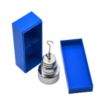 Piludega mass koos riidepuu ja karbiga Metallist piludega raskuste komplekt Sisaldab 6 raskust Kokku 350g T&auml;ppiskaal laborikasutuseks