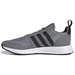 Adidas Multix Hall Unisex tossud Hall-Kolm Core-Must Pilve-Valge H68079 35⅔