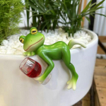 K&auml;sitsi valmistatud loomingulised v&auml;ikesed konna vaigust rippuvad lillepotid, ainulaadne ornament akvaariumile, v&auml;listingimustes r&otilde;dule aianduseks