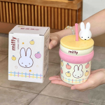 S&uuml;nnip&auml;evakingitus, k&otilde;rge v&auml;&auml;rtuse ja armsa Miffy k&uuml;&uuml;liku joogitops, poiste ja t&uuml;drukute keraamiline kruus kaanega, k&auml;epigistuskingitus. 401-500ml