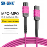 MPO-MPO 12-kiuline OM4 mitmerežiimiline fiiberoptiline patch-kaabel 1 meter
